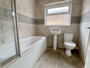 Bathroom - click for photo gallery